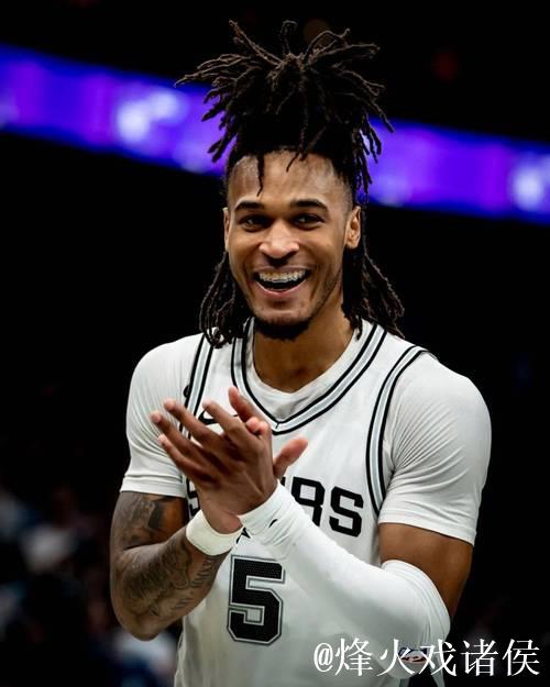 在文班亚马受赞誉时,我想致敬新秀第二年的卡斯尔 在文班亚马受赞誉时,我想致敬新秀第二年的卡斯尔