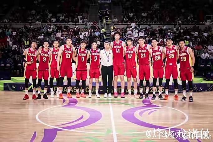 媒体人:中国男篮与李凯尔继续合作的几率很低 媒体人:中国男篮与李凯尔继续合作的几率很低