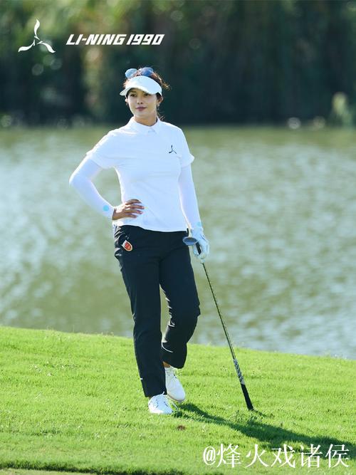 LI-NING1990 2026春夏系列发布 张维维演绎美学风尚 LI-NING1990 2026春夏系列发布 张维维演绎美学风尚